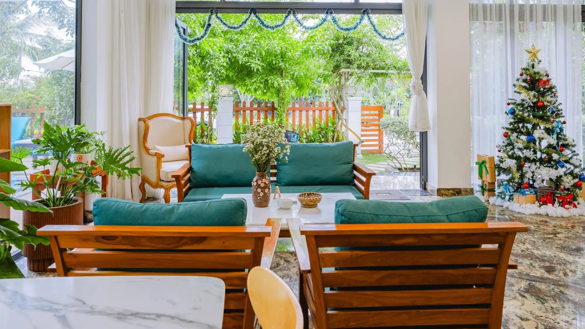 Palm Riverside Boutique Hoi An 4*,