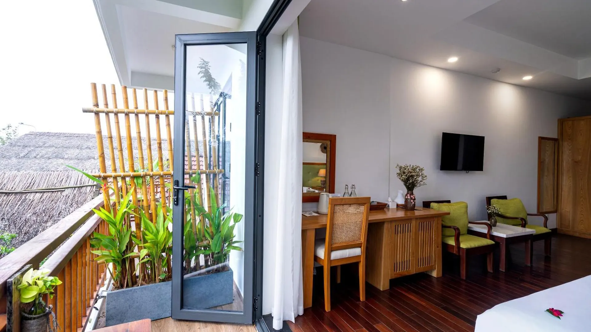 Palm Riverside Boutique Hoi An Hotel